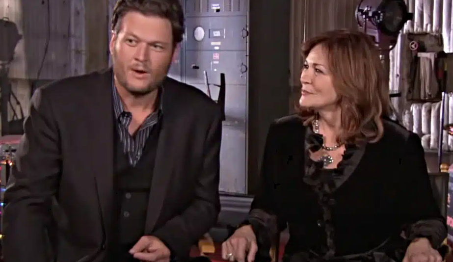 Blake Shelton & His Mom Perform The Christmas Song They Wrote Together