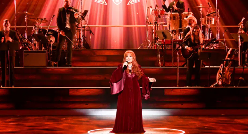 Wynonna Gives Heavenly Performance Of “O, Holy Night” At “Christmas At The Opry”