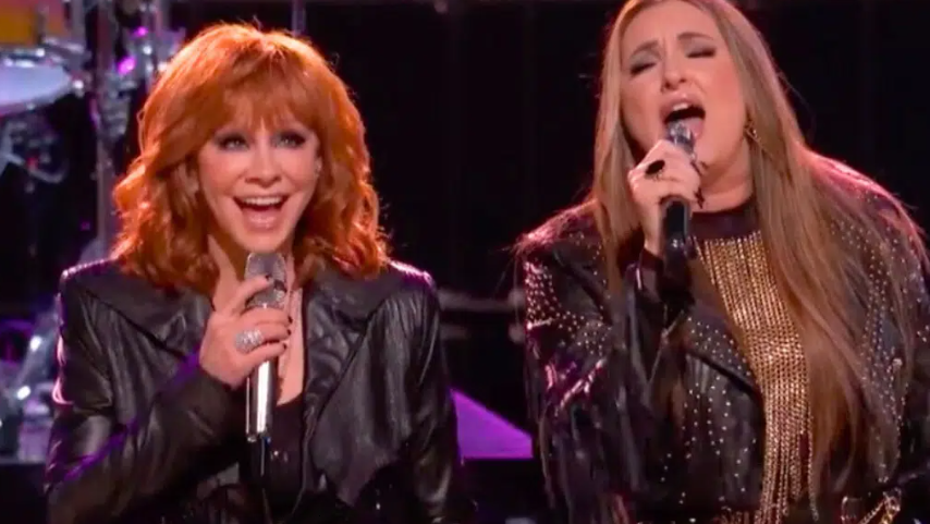 “Voice” Finale: Reba McEntire Joins Jacquie Roar To Sing Wynonna’s “No One Else On Earth”
