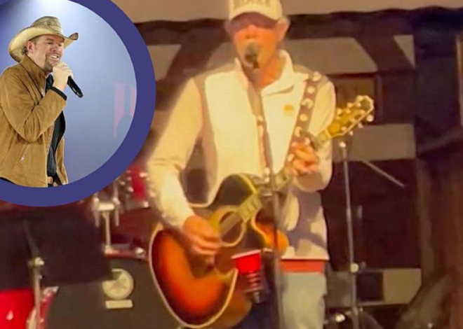 Toby Keith Sings ‘Made in America’ as He Makes His Triumphant Return to the Stage (VIDEO)