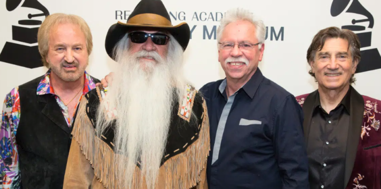 Oak Ridge Boys’ Joe Bonsall Announces Retirement - Country Living Nation