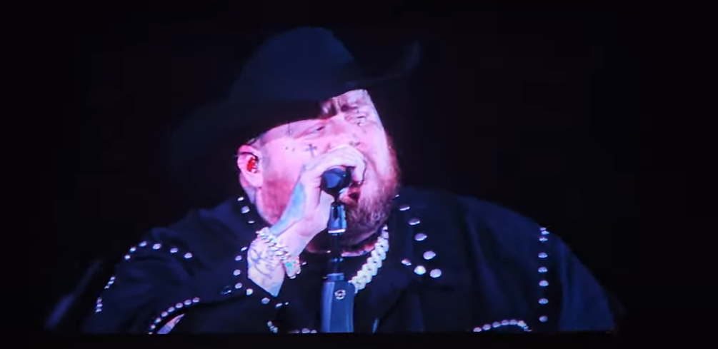 Jelly Roll Honors Toby Keith With Performance Of “Should’ve Been A Cowboy”