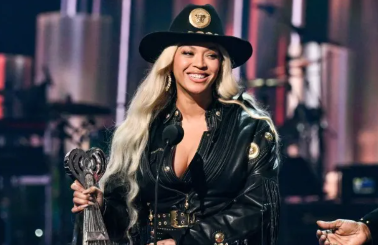 Beyoncé Becomes First Black Woman to Nab Number One Country Album With ‘Cowboy Carter