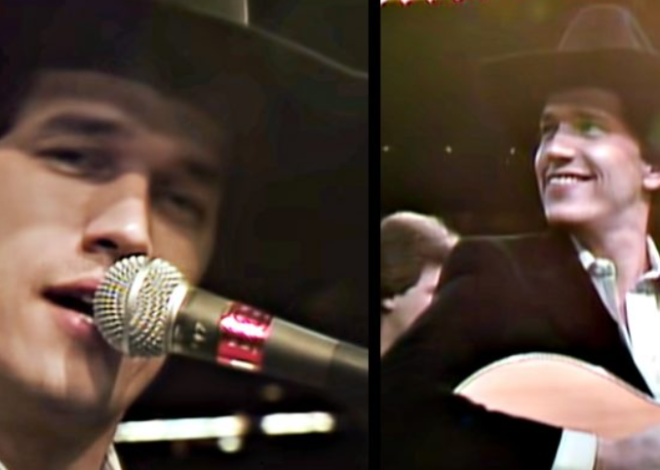 George Strait Can’t Stop Smiling As He Performs With Willie Nelson For ...