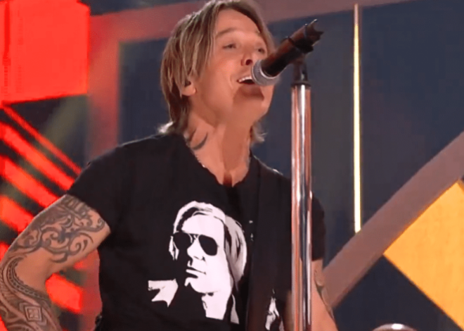 Keith Urban Makes History With 20th Performance At CMT Music Awards