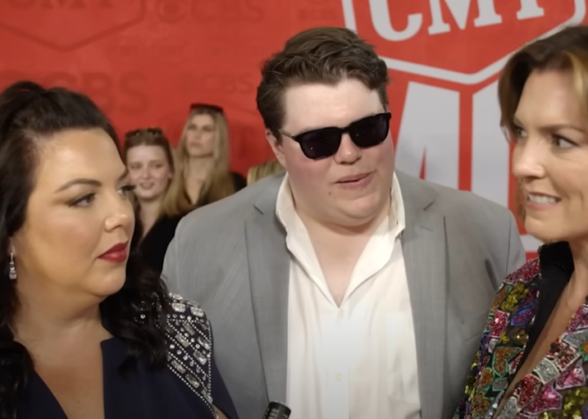 Toby Keith’s Kids Open Up About Their Dad On CMT Awards Red Carpet