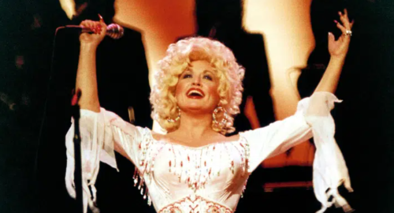 Rolling Stone Names Dolly Parton’s “Jolene” As The Greatest Country Song Of All Time