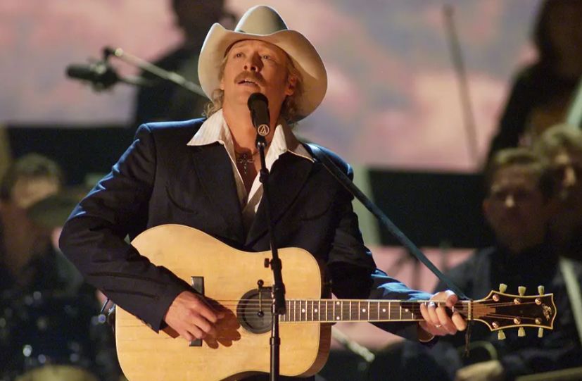 Remember When Alan Jackson Was Inducted Into the Grand Ole Opry?