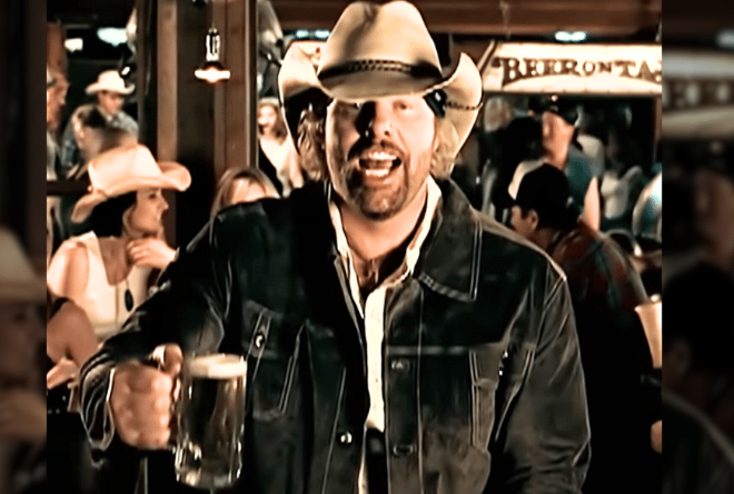 19 Years Ago: Toby Keith’s “As Good As I Once Was” Hits #1