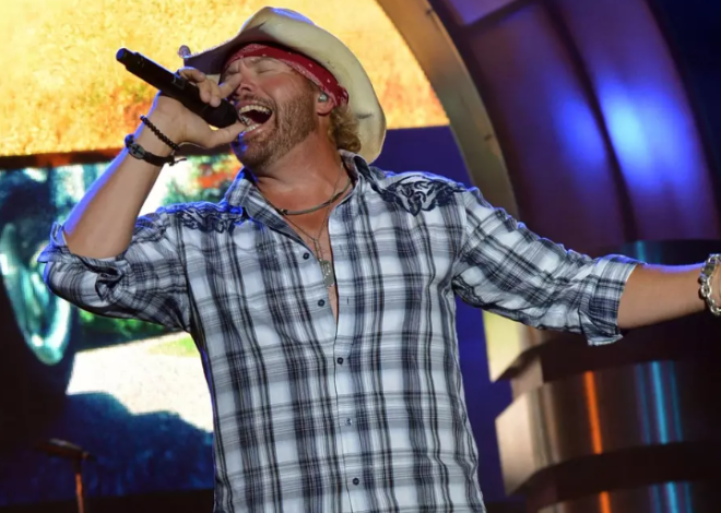 Toby Keith’s Best Fourth of July Songs, Ranked