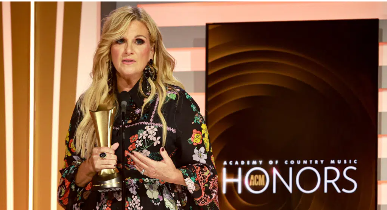 Trisha Yearwood Accepts the 2024 ACM Icon Award