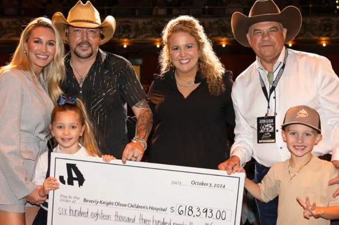 Jason Aldean Raises Over $600,000 For His Hometown Children’s Hospital