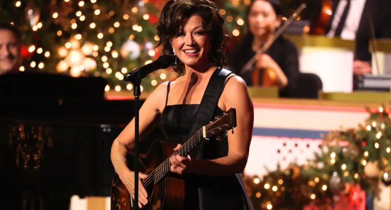 Amy Grant Dazzles On “CMA Country Christmas” With “Tennessee Christmas” Performance