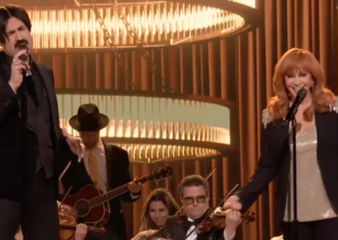 Reba McEntire & Danny Joseph Perform Ray Charles’ Classic “You Don’t Know Me”