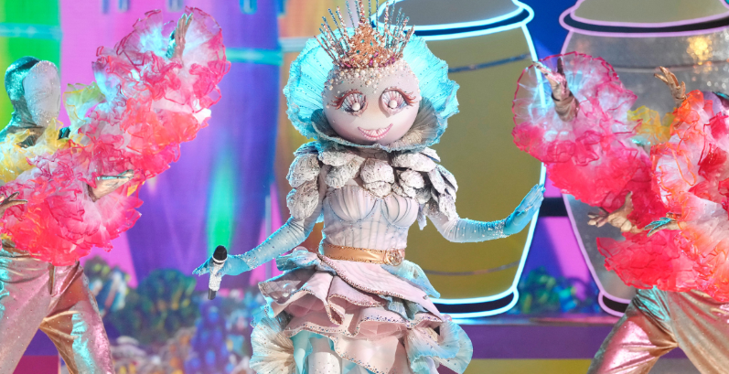 Country Star Crowned Winner Of “The Masked Singer”