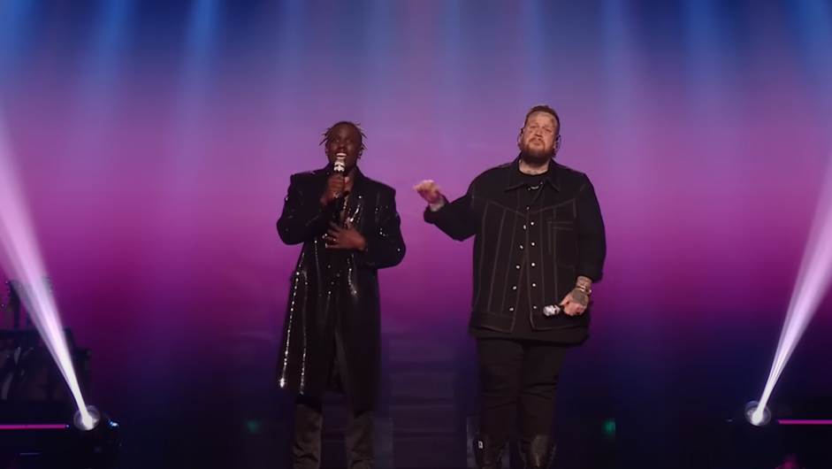 IDOL FINALE: Jamal Roberts Joins Jelly Roll For Passionate Performance Of “Liar”