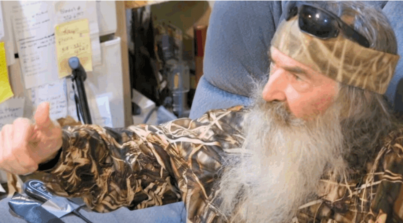 Debut Episode Of “Duck Dynasty: The Revival” Includes Tribute To Phil Robertson