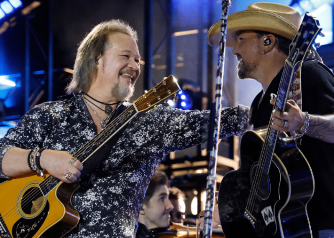 Longtime Friends Jason Aldean And Travis Tritt Team Up For Unforgettable “CMA Fest” Performance