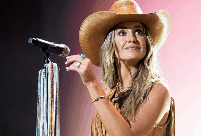 Lainey Wilson Reveals The Shocking Number Of Bell-Bottoms She Owns