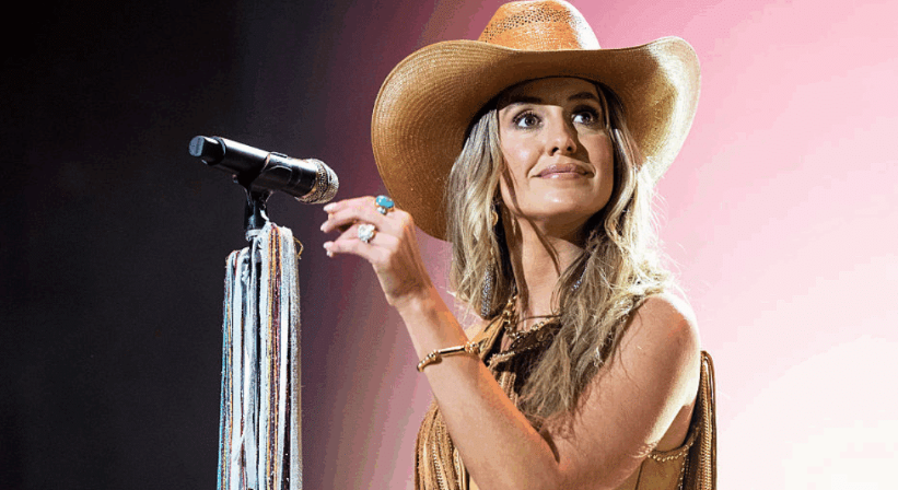 Lainey Wilson Reveals The Shocking Number Of Bell-Bottoms She Owns