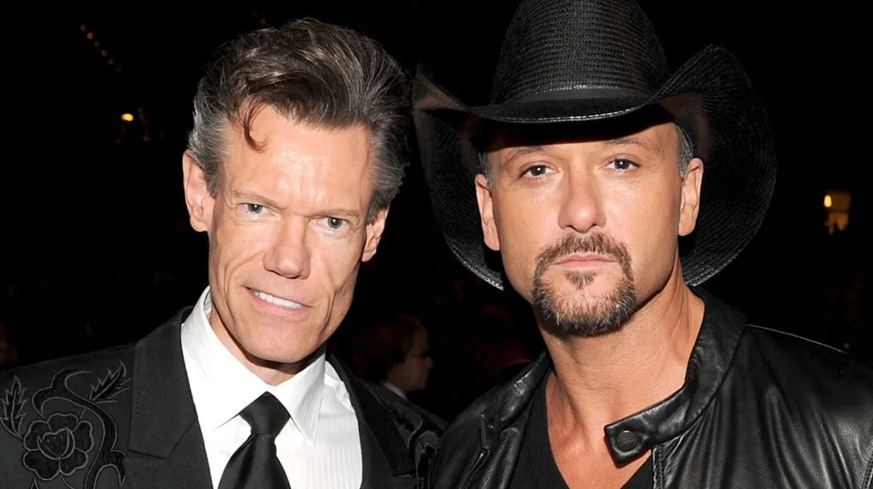 Tim McGraw and Randy Travis Perform Emotional Surprise Duet