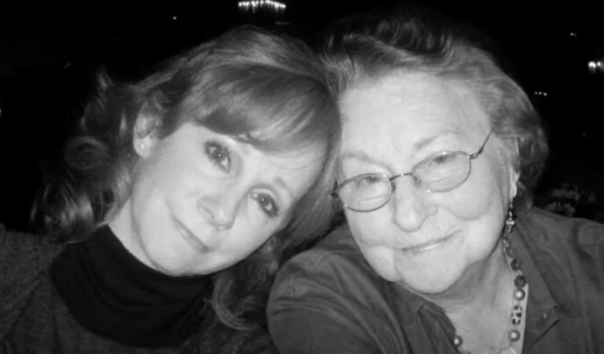 Reba McEntire Honors Late Mother With Song & Music Video