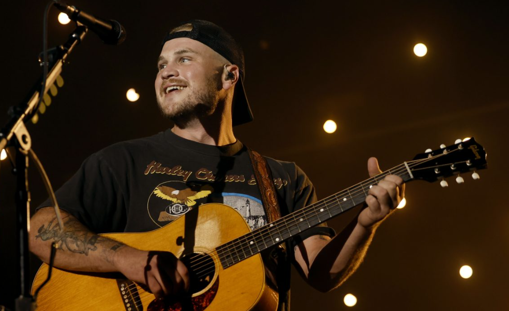 Zach Bryan Breaks U.S. Concert Attendance Record With 112,000 Fans in Michigan Stadium