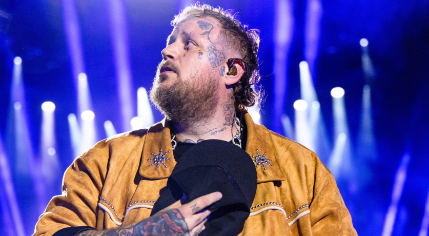 Jelly Roll Emotionally Apologizes To Fans After Canceling The Final Show Of His Tour