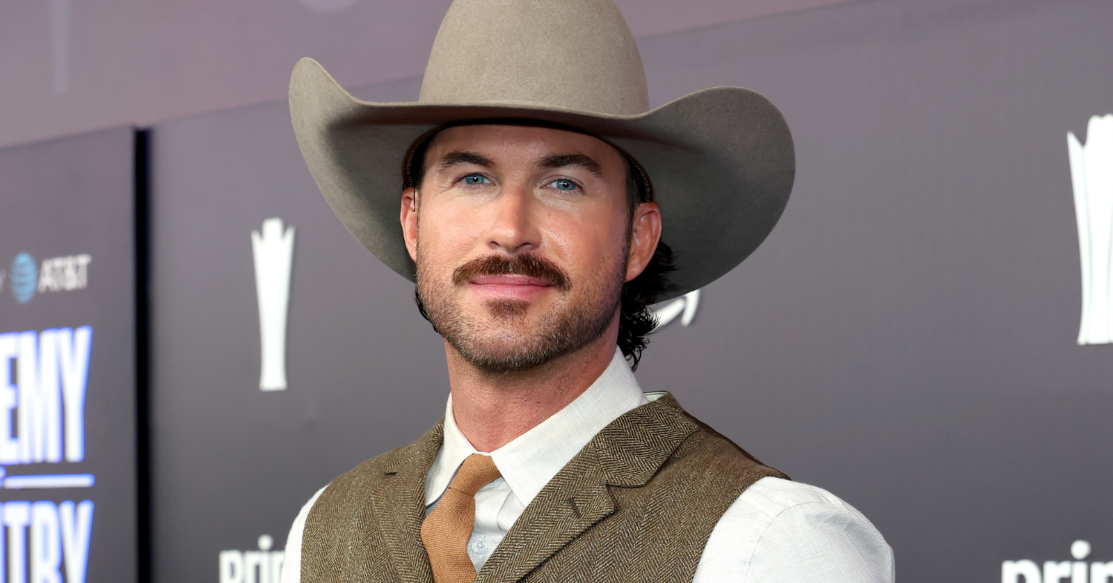 Riley Green Defends Rock the Country Festival Performance
