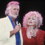 Kenny Rogers and Dolly Parton performing together onstage