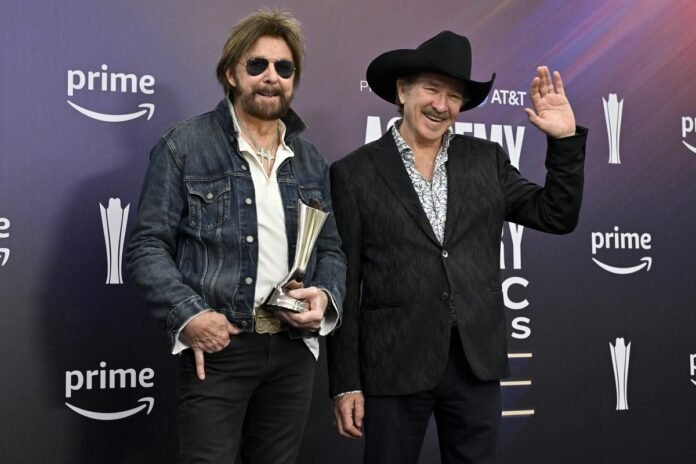 Brooks & Dunn to release their first new album in 16 years.
