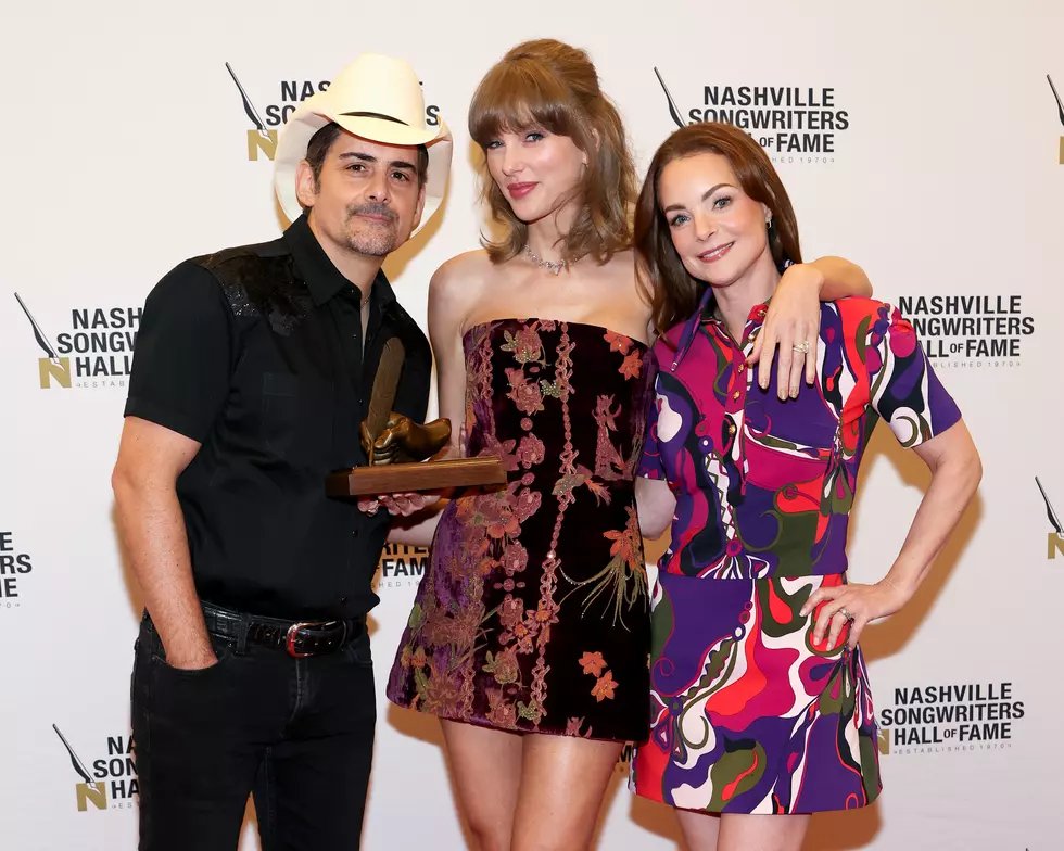 Brad Paisley + Taylor Swift at Nashville Songwriters Hall of Fame
